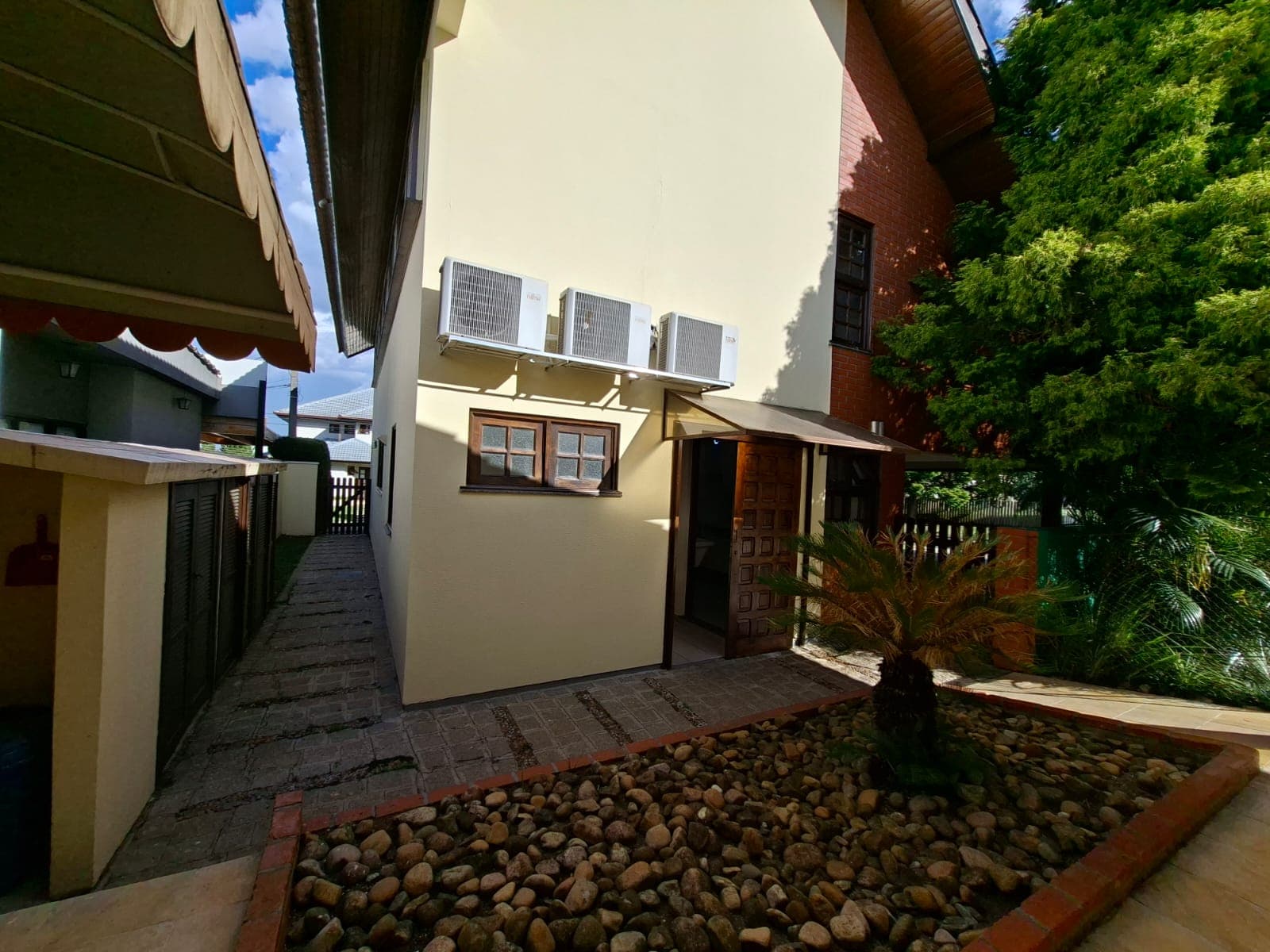 Residência em Santa Felicidade à venda com piscina em condomínio, 3 quartos.  — foto 19