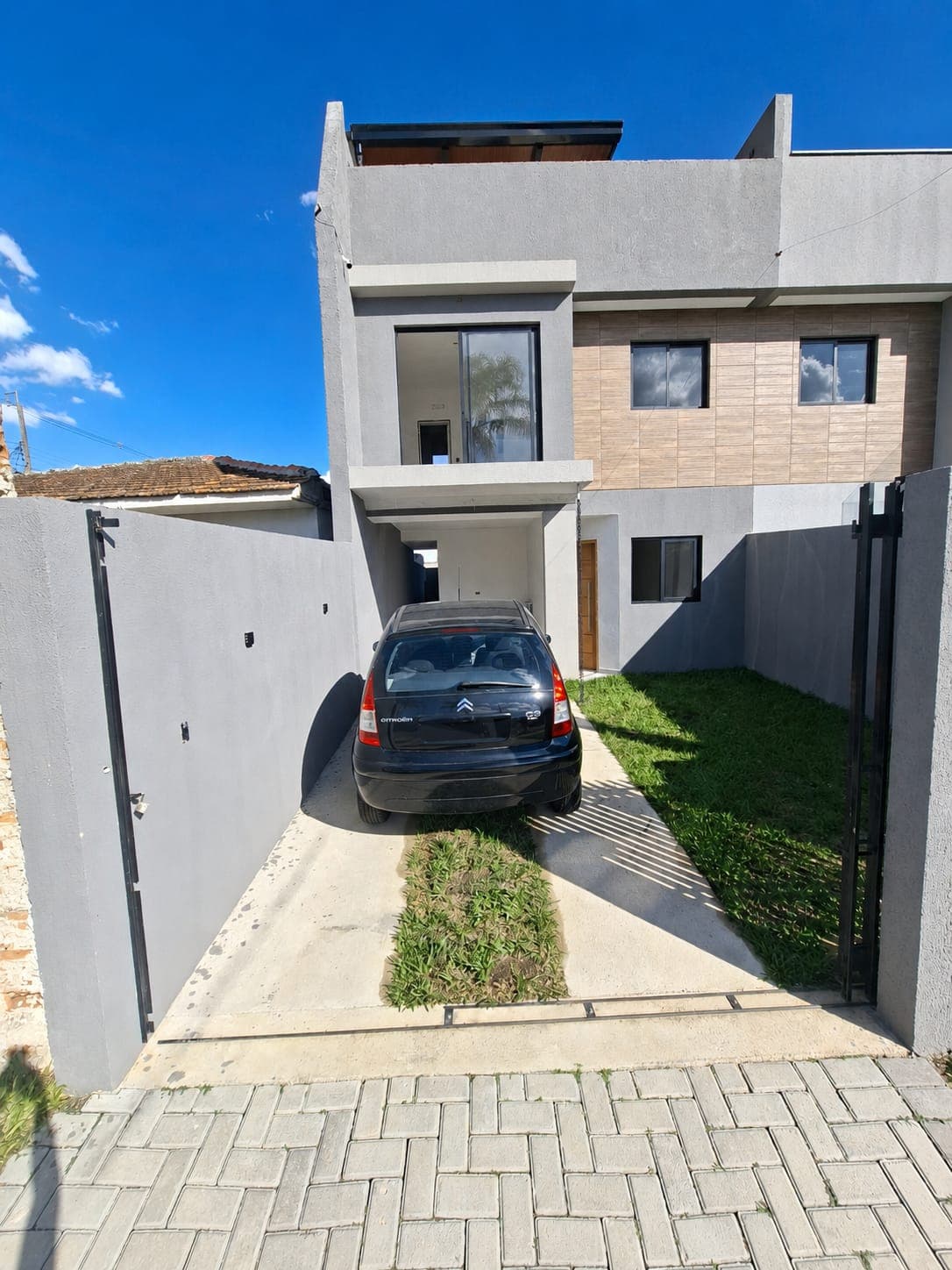 Sobrado, Semimobiliado de Frente para a Rua sem Saída, com 3 Quartos e Terraço Gourmet. — foto 2
