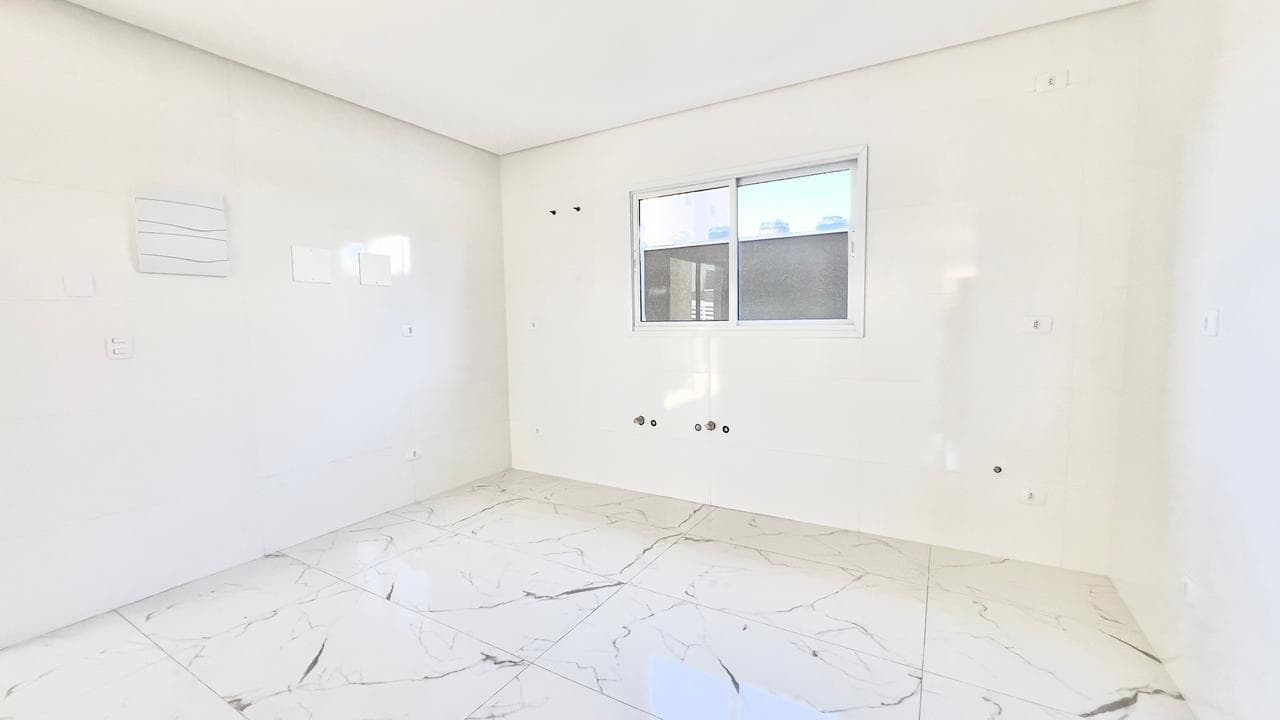 Sobrado Triplex Exclusivo Com Terraço Gourmet e Vista Para a Serra do Mar| 3 Quartos e Suíte — foto 9